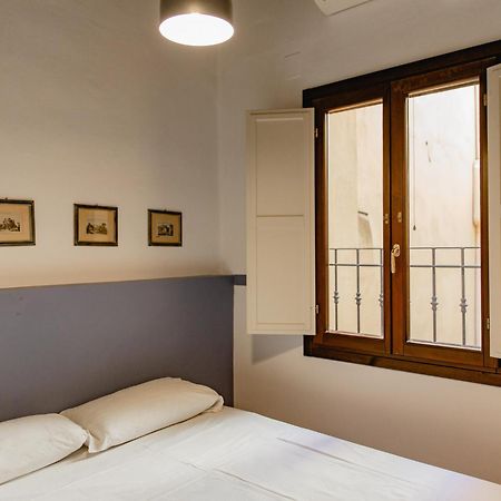 Big Apartment Near Piazza Santo Spirito ฟลอเรนซ์ ภายนอก รูปภาพ