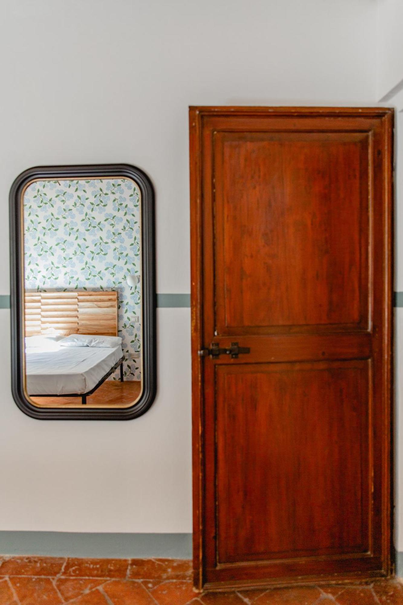 Big Apartment Near Piazza Santo Spirito ฟลอเรนซ์ ภายนอก รูปภาพ