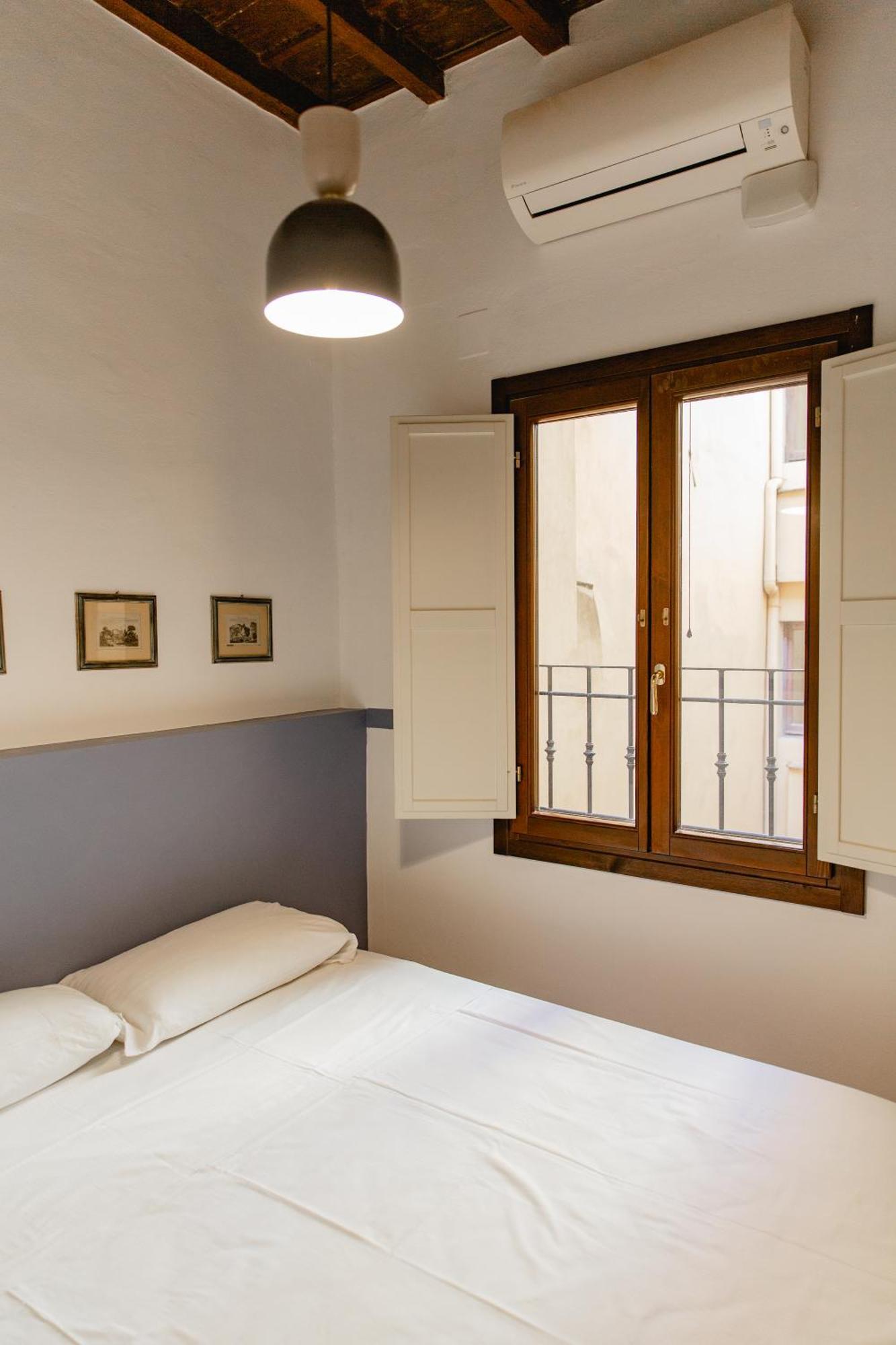 Big Apartment Near Piazza Santo Spirito ฟลอเรนซ์ ภายนอก รูปภาพ